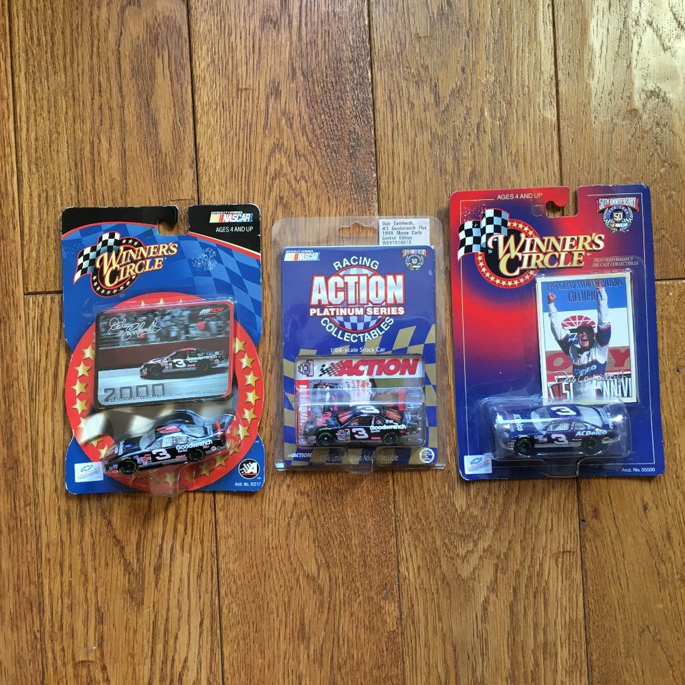 Dale Earnhardt Sr & Jr Diecast Car Lot 1:64 Winner's Circle & Action Monte Carlo